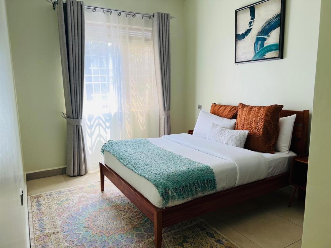 Alsander Homes Peach Bweyogerere Kültér fotó